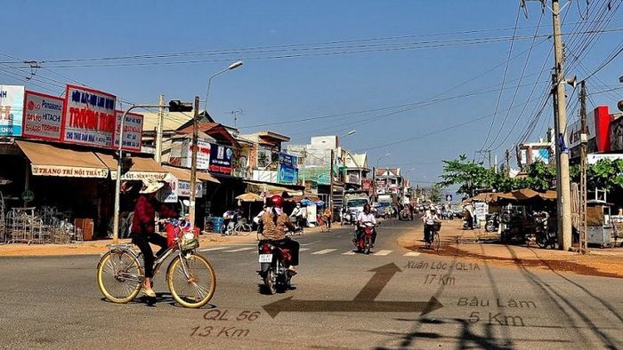 Sự phát triển mạnh mẽ về kinh tế - xã hội đã làm cho thị trường bất động sản tại Sông Ray ngày càng trở nên sôi động hơn.