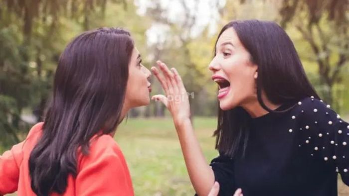 Chiêm bao thấy mình tranh cãi với người nổi tiếng