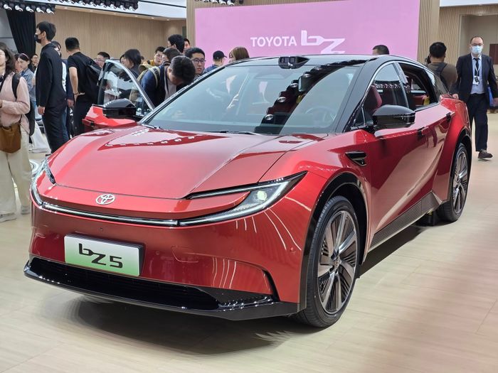 Toyota bZ5.jpg