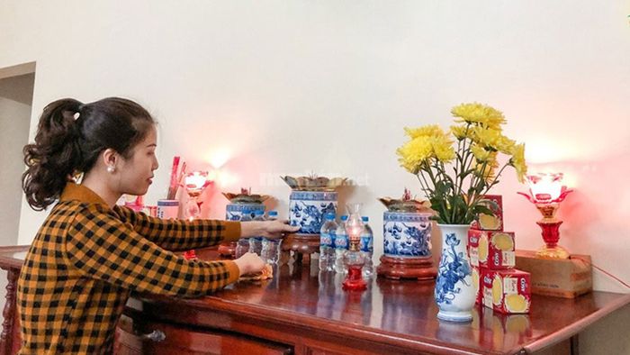 Ý nghĩa của nghi thức bao sái bàn thờ gia tiên