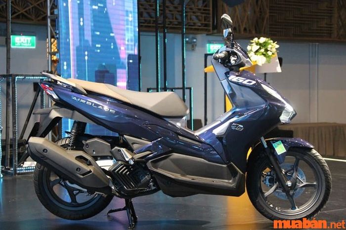 Giá xe Air Blade 2021 có thấp hơn so với giá xe Air Blade 2023 không?
