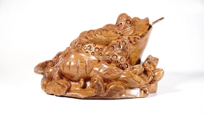 thiềm thừ phong thủy