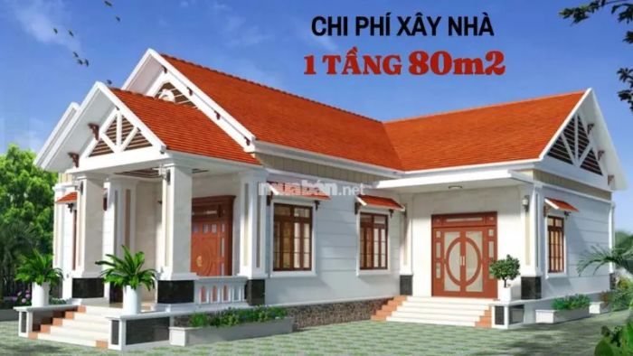 Nhà mái Thái kiểu chữ L 1 tầng 80m², thiết kế chữ L thông minh tách biệt không gian sinh hoạt và sân vườn, tạo sự thoáng mát và dễ dàng trong việc tổ chức không gian sống.