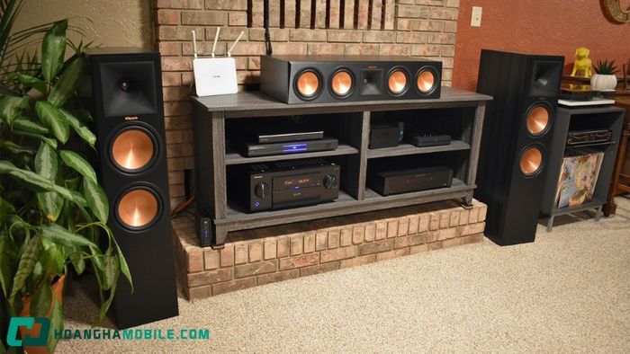 loa-klipsch-co-xung-dang-mua-khong-nhung-thong-tin-ban-can-nam-ro-truoc-khi-quyet-dinh-2