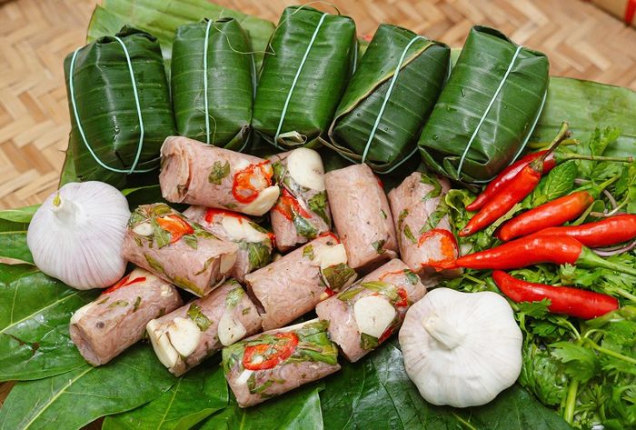 Biển Hải Tiến, với vẻ đẹp hoang sơ, là một thiên đường du lịch yên bình tại Thanh Hóa.