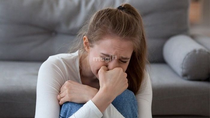 Giấc mơ thấy mình khóc sưng cả mắt là điềm xấu trong phong thủy