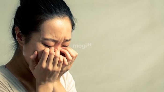 Giấc mơ thấy mình đang cãi nhau và khóc là điềm báo không tốt cho các mối quan hệ của bạn