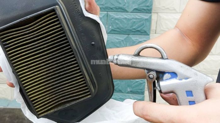 Một số điểm cần chú ý khi thay lọc gió cho xe Wave.