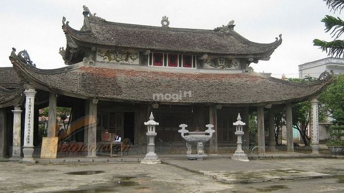 Một trong những mảnh đất nên tránh là đất nằm gần chùa