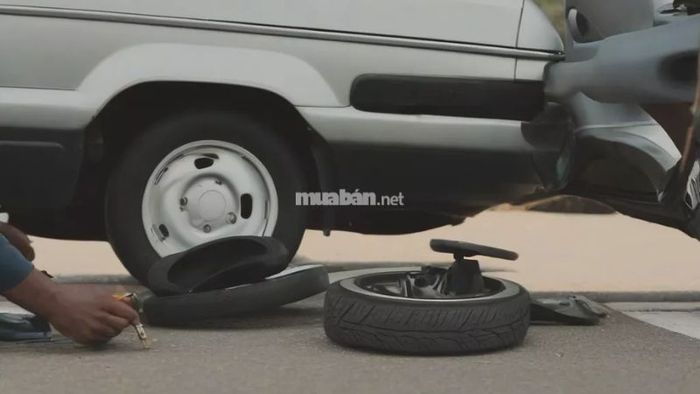 Một số lưu ý khi thay lốp xe ô tô tại nhà