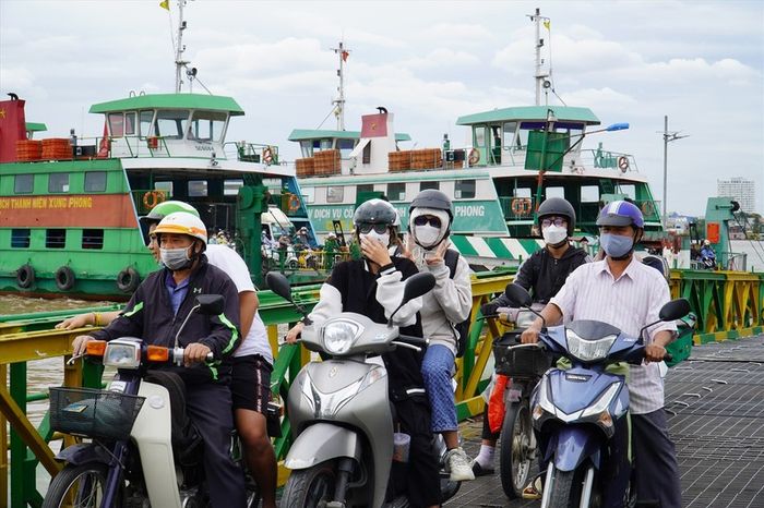 Kinh nghiệm đi Phà Cát Lái: Giờ hoạt động, giá vé năm 2025 6