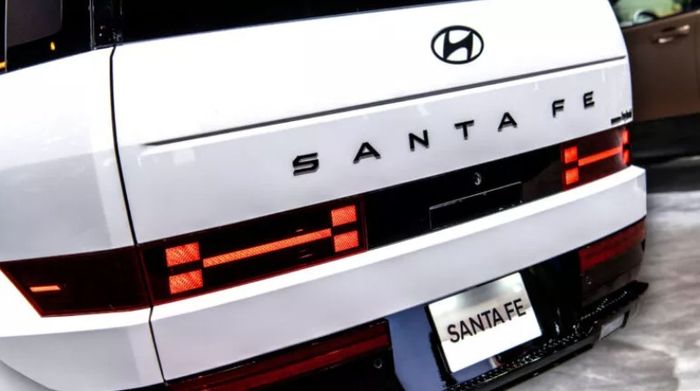 Hyundai-1.jpg