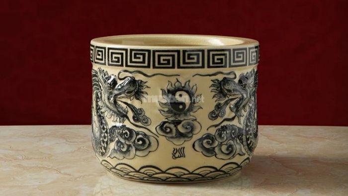 Hướng dẫn chi tiết về cách sắp xếp 3 bát hương trên bàn thờ