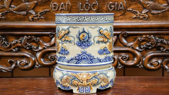 Hướng dẫn chi tiết cách bày trí 3 bát hương trên bàn thờ