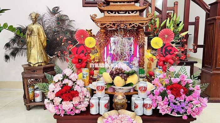 Cách chọn kích thước bàn thờ Ông Địa phù hợp với tuổi gia chủ