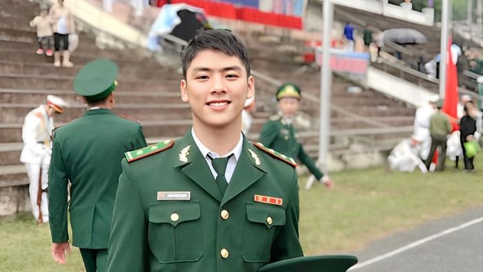 mẫu hình ảnh chàng trai bộ đội Việt Nam