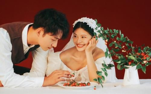 12 con giáp nên chọn thành gia hay lập nghiệp trước?