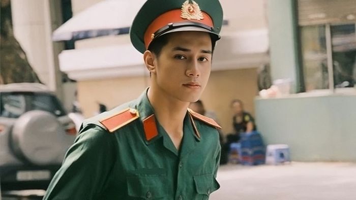 Hình ảnh chàng trai bộ đội Việt Nam đẹp rạng rỡ