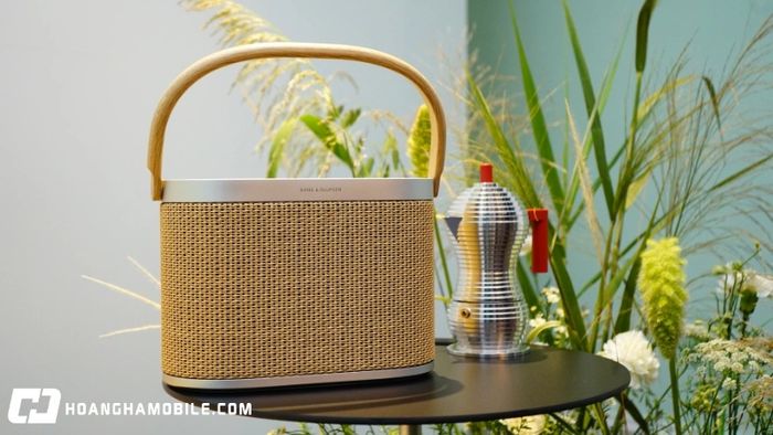 Loa B&O luôn được đánh giá cao như một biểu tượng của sự sang trọng và chất lượng vượt trội, xứng đáng với danh tiếng mà thương hiệu này đã xây dựng qua nhiều năm.