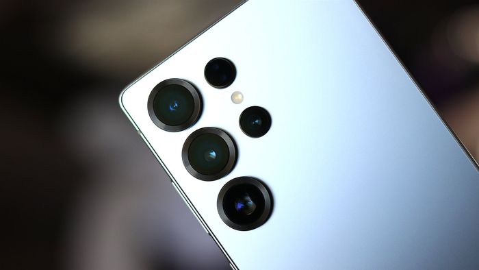 Galaxy S26 Ultra được trang bị 3 camera phía sau.