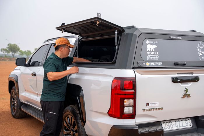 Nguoi dung Mitsubishi Triton 10.JPG