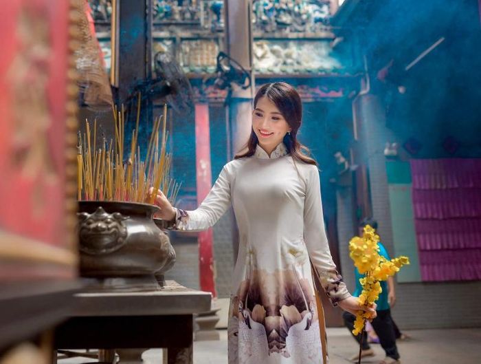 Mái bay dành cho nữ có khuôn mặt tròn