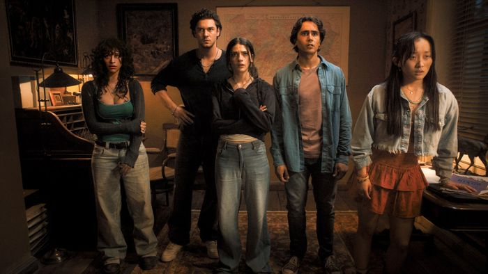 Until Dawn mang đến sự giải trí cao, ngay từ đầu bộ phim đã khiến người xem cảm thấy hồi hộp và căng thẳng