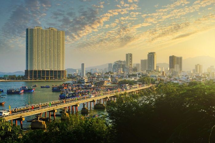 Khám phá kinh nghiệm du lịch Nha Trang trọn bộ từ A đến Z trong năm 2025 – toàn bộ thông tin bạn cần để có chuyến đi tuyệt vời.