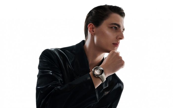 Huawei Watch 5 sở hữu nhiều tính năng hiện đại để theo dõi sức khỏe người dùng