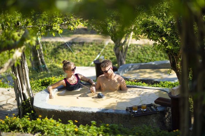 Kinh nghiệm du lịch Nha Trang đầy đủ và chi tiết nhất từ A đến Z cho năm 2025, cung cấp tất cả thông tin bạn cần để có một chuyến đi trọn vẹn.