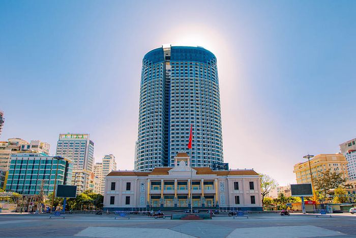Kinh nghiệm du lịch Nha Trang trọn bộ từ A đến Z năm 2025, để bạn chuẩn bị tốt hơn cho chuyến đi.