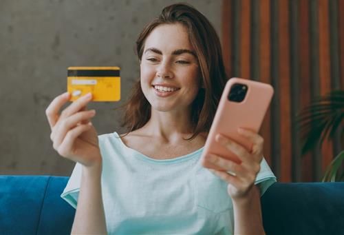 Con giáp may mắn giữa tuần