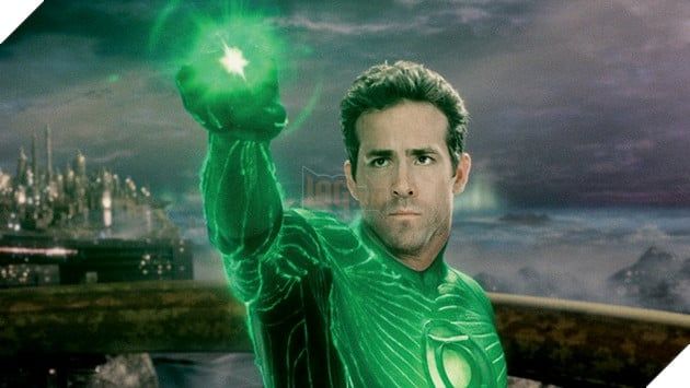 Ryan Reynolds chia sẻ về một dự án mới sắp ra mắt, mà anh gọi là “Đoàn Lũ.” Mục tiêu của dự án này là mang đến những nhân vật hỗ trợ nổi bật trong các bộ phim siêu anh hùng. Anh rất hào hứng khi được làm việc cùng các nhân vật quen thuộc và cho rằng cảm giác được khán giả đón nhận những nhân vật mà mình yêu thích là một trải nghiệm tuyệt vời mà anh mong muốn tiếp tục trong sự nghiệp.