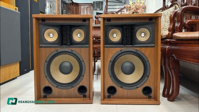 loa-sansui-s7000-9