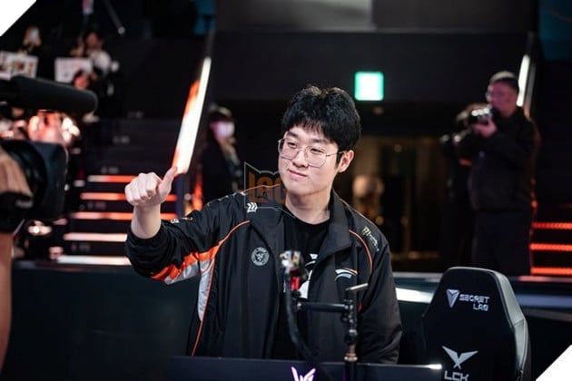 Zeus lên tiếng bày tỏ sự không hài lòng về những thay đổi của Riot Games trong LMHT