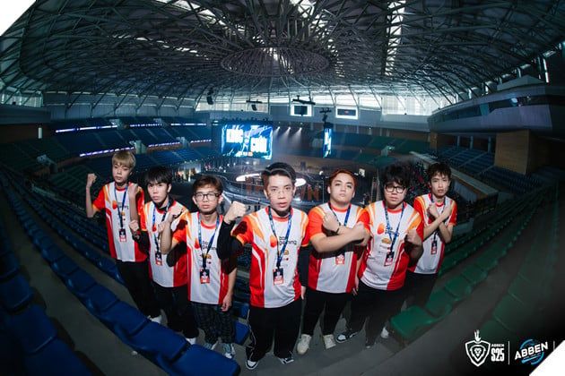 Liên Quân Mobile: Tiên Sơn Sôi Động Cùng Biển Người Hâm Mộ Cuồng Nhiệt 11