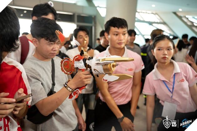 Liên Quân Mobile: Cuồng Nhiệt Tại Thánh Địa Tiên Sơn Cùng Người Hâm Mộ 8