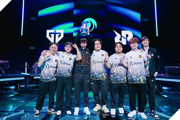 Ngô Công Anh (Crazyguy) đã trở thành VĐV đầu tiên của Việt Nam giành chiến thắng tại giải VALORANT cấp Châu Á - Thái Bình Dương.