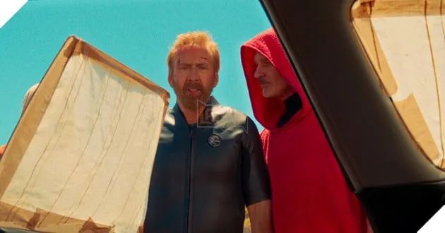 Nicolas Cage Kể Lại Khoảnh Khắc Cận Kề Nguy Hiểm Khi Tập Lướt Sóng Trong The Surfer