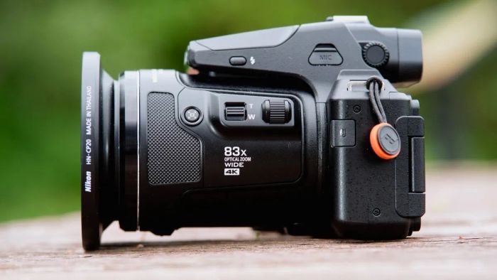 Nikon Coolpix P950, máy ảnh siêu zoom Nikon đáng sở hữu