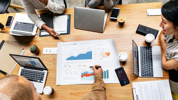 Những ai nên sử dụng Visme AI?