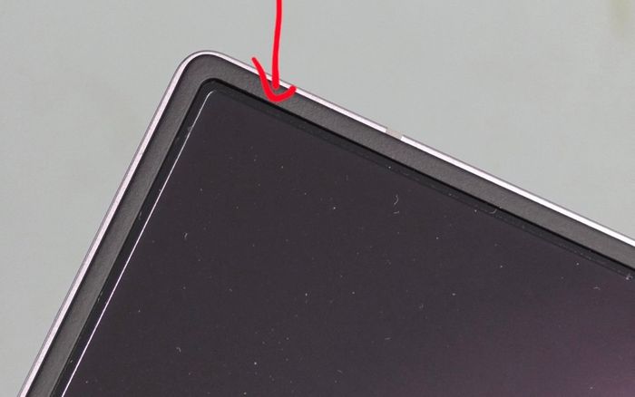 Viền màn hình Galaxy Z Fold7 được thiết kế mỏng hơn đáng kể