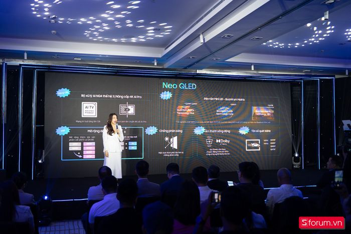 Sự kiện ra mắt TV Samsung Neo QLED