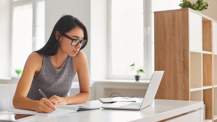 E-learning giúp giảm chi phí một cách hiệu quả