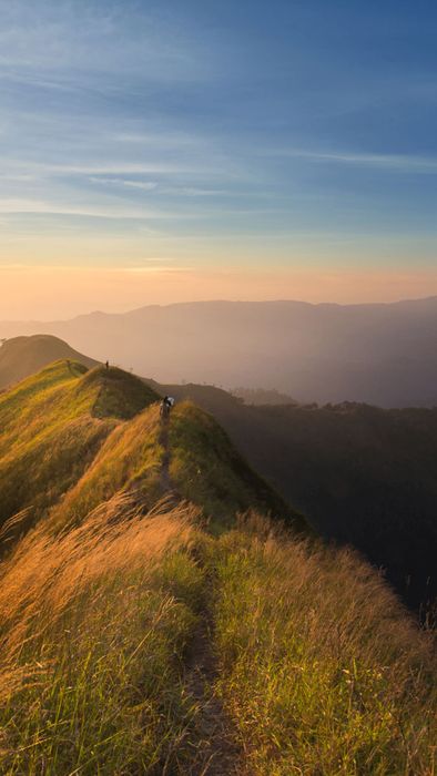 Hình nền phong thủy cho mệnh Thổ, thu hút tiền tài và vận may
