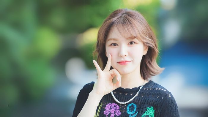 Dáng mặt phù hợp với kiểu tóc của Wendy