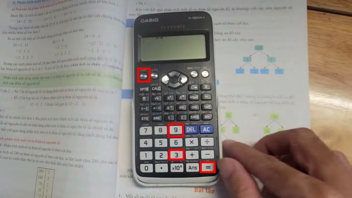 Hướng dẫn cách chơi trò rắn săn mồi trên máy tính Casio 580 – Bước 1 (Hình minh họa)