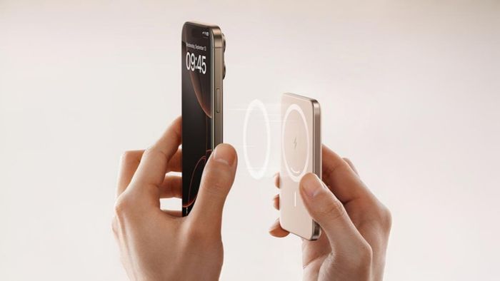 Hệ thống từ tính với vòng nam châm bên trong giúp Anker Nano Air 2 kết nối vững chắc với điện thoại của bạn.