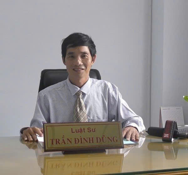 luat su to tung xuat sac TPHCM 2.png
