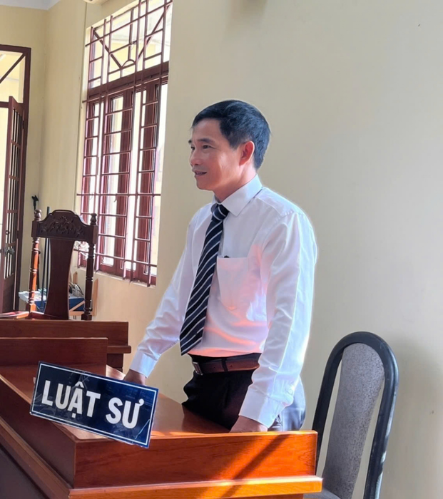 luat su to tung xuat sac TPHCM.png